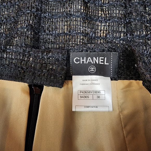 Chanel Tweed Fantasy Skirt - Picture 8 of 9